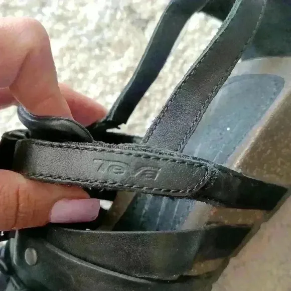 Teva Cabrillo Wedge Black Leather Gladiator Sandal 7