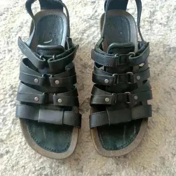 Teva Cabrillo Wedge Black Leather Gladiator Sandal 7