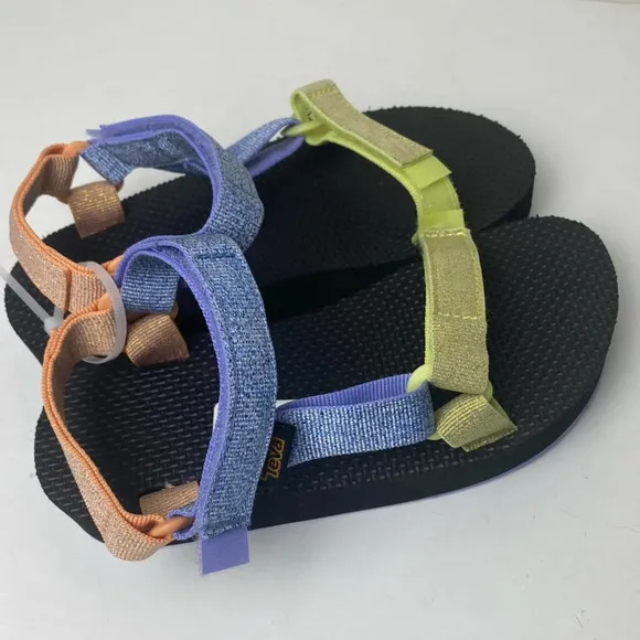 Teva Midform Universal Metallic size 2 sandals