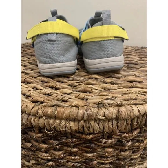 Teva Outflow Universal Gray Multicolor Water Comfort Sandal Shoe Kid’s Size 3