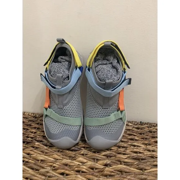 Teva Outflow Universal Gray Multicolor Water Comfort Sandal Shoe Kid’s Size 3