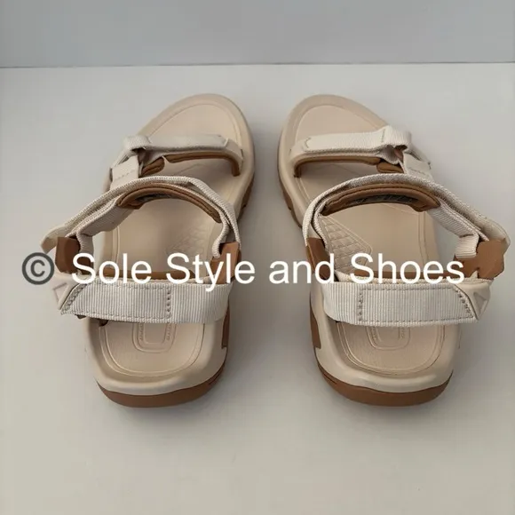 Teva Terra Fi 5 Universal Sandals Coconut 7 NEW without Box