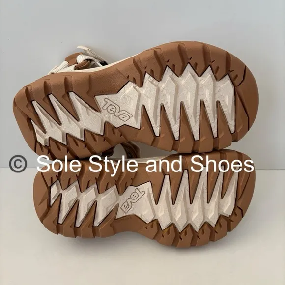Teva Terra Fi 5 Universal Sandals Coconut 7 NEW without Box