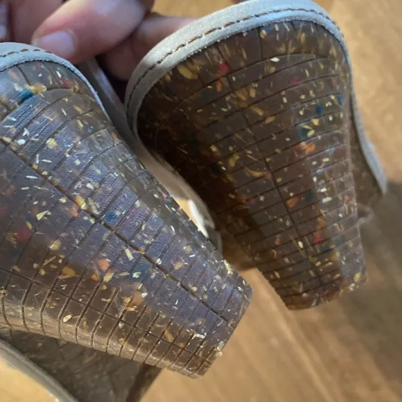 The art sandals