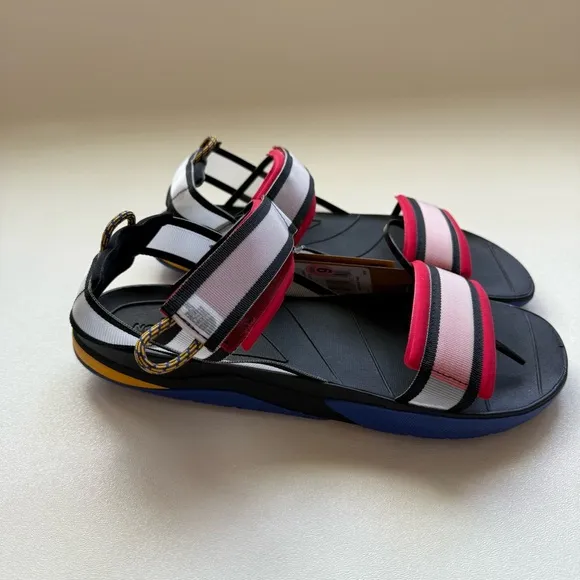 The North Face Men’s Size 9 Skeena Sport Sandals Black Red Blue Yellow