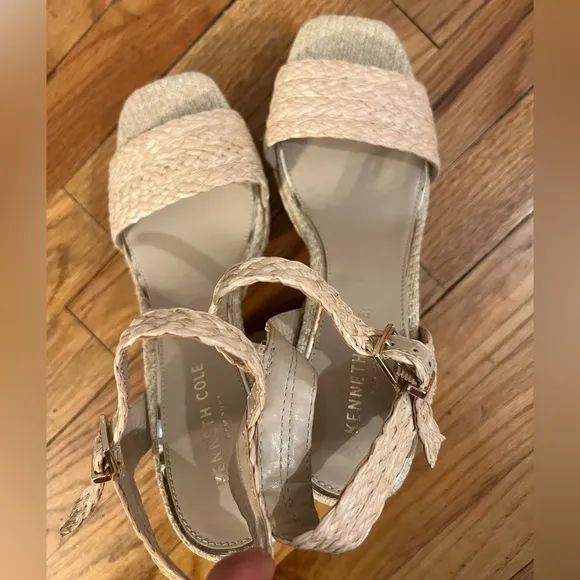 The Perfect Summer Platforms, Brand New - by Kenneth Cole