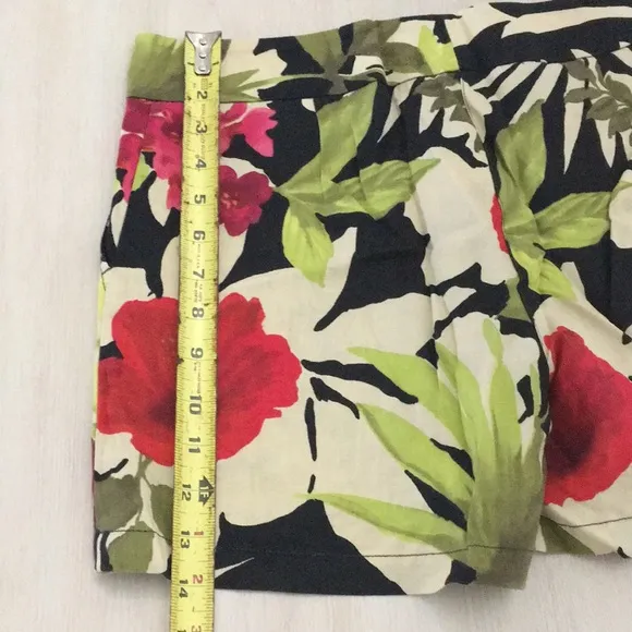 TOMMY BAHAMA VICTORIA BLOOMS 5&quot; SHORTS