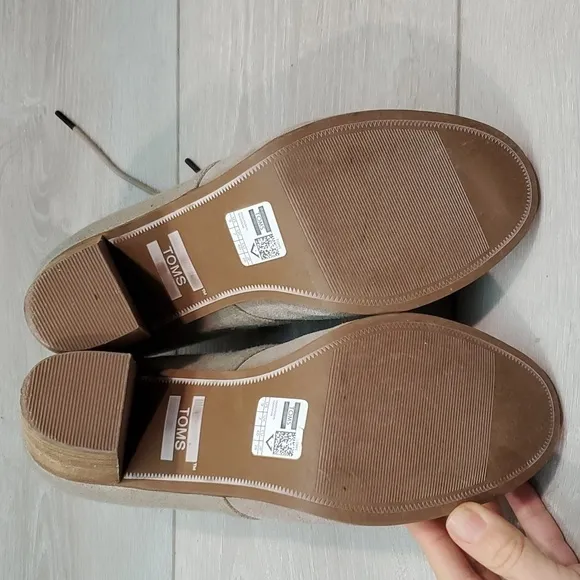 Toms Women Ankle Suede Heels Sandals shoes sz 9