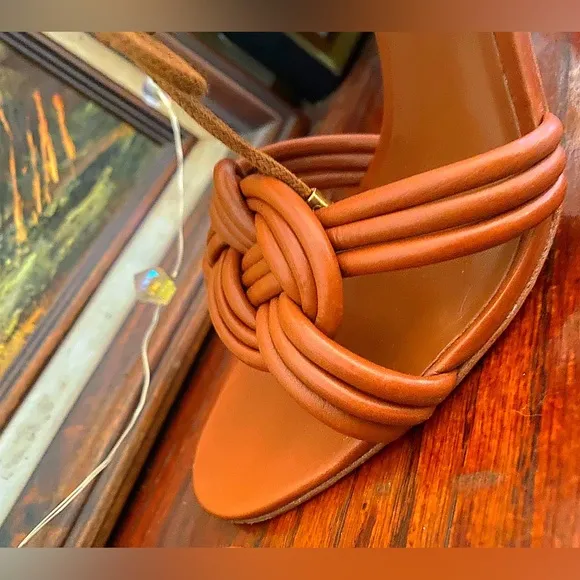 Tory Burch Heels   2 Perfumes (Retail $398)