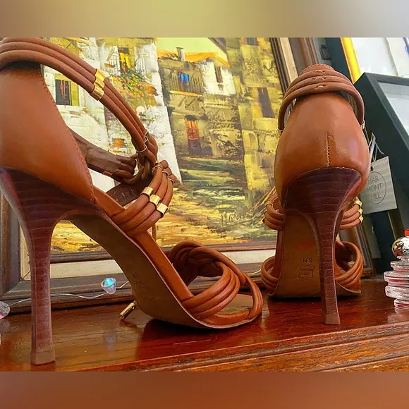 Tory Burch Heels   2 Perfumes (Retail $398)