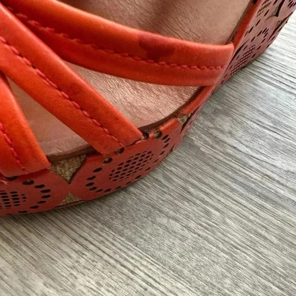 Tory Burch Ida Cutout Wedge OrangeLeather Sandals Size 7.5 comfy
