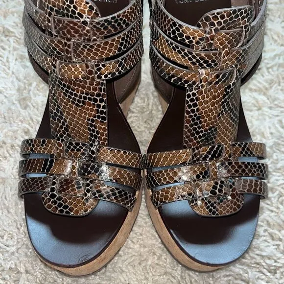 TORY BURCH Leslie Brown Snake Strappy Wedge Platform Sandals  8.5