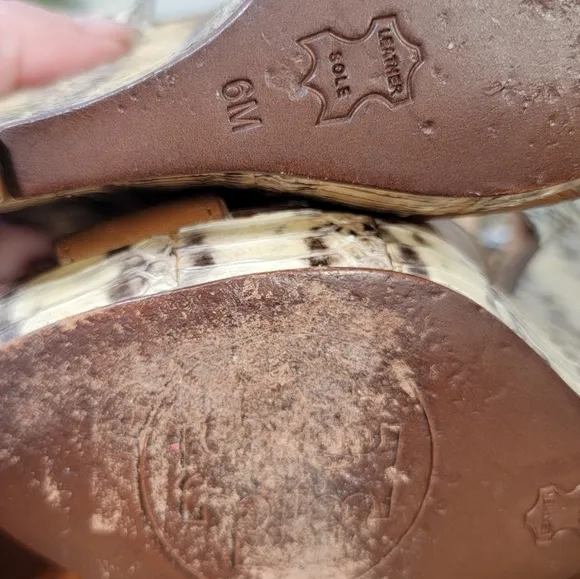 Tory Burch Livia Leather Snakeskin Wedge Sandals Size 6