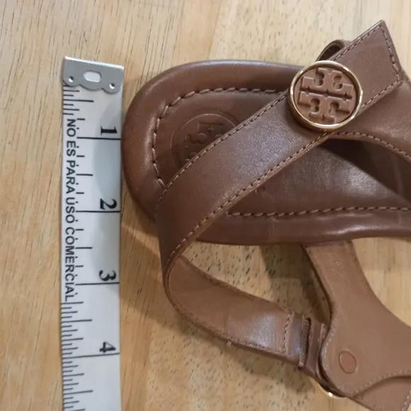 Tory Burch Minnie leather travel sandals 10M. Brown Color
