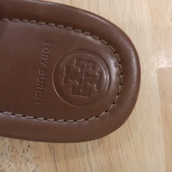 Tory Burch Minnie leather travel sandals 10M. Brown Color