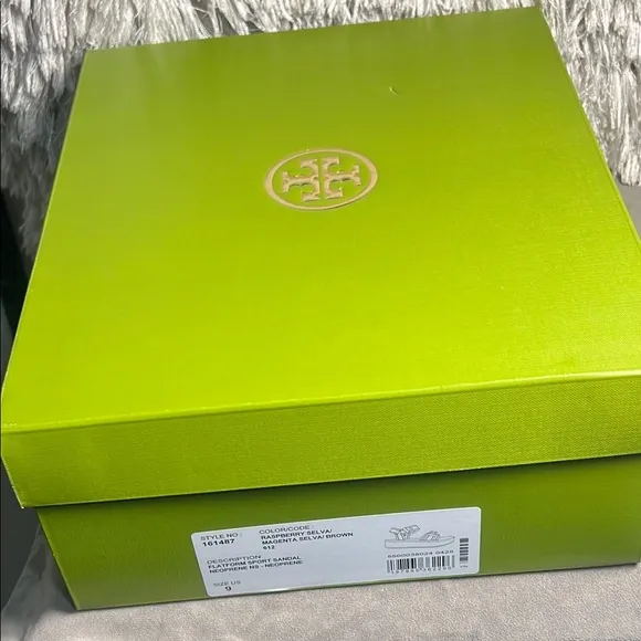 TORY BURCH platform sport sandal neoprene ns raspberry/selva/magenta. size9.