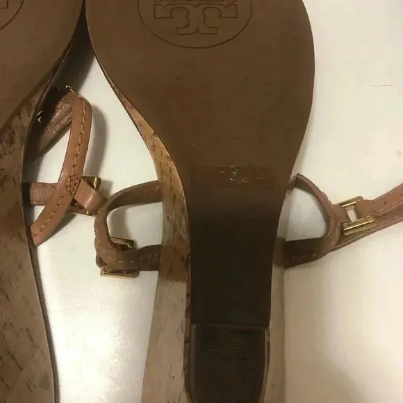 Tory Burch Sandals . Winter sale . Get it now