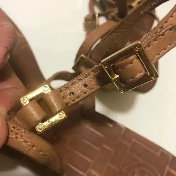 Tory Burch Sandals . Winter sale . Get it now