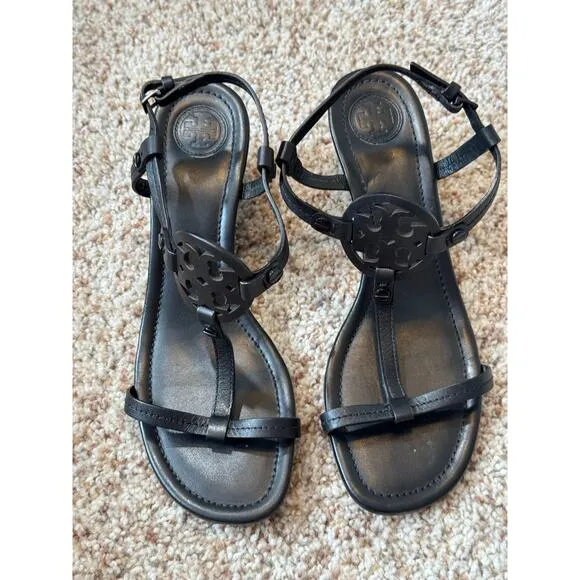 TORY BURCH T-Strap Black Leather Wedge strappy sandals, size 7.5 M