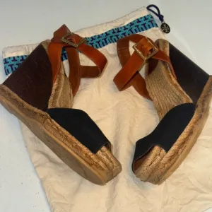 Tory Burch Wooden Rafia Espadrille Wedge Sandals &amp; Shoe Bag Size 9