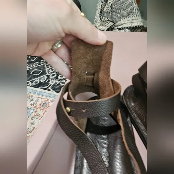 TRIPPEN Manolo Leather Wrap Sandal In Dark Brown. Size 37(US 6.5/7)