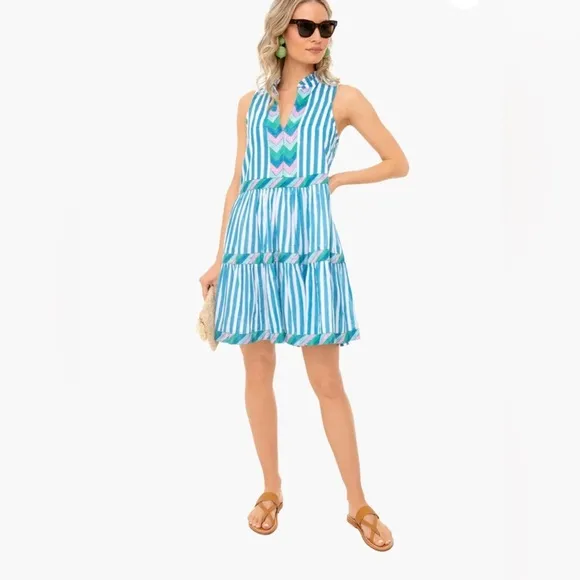 Tuckernuck Oliphant Yoke Dress in Playa Blue Size Small