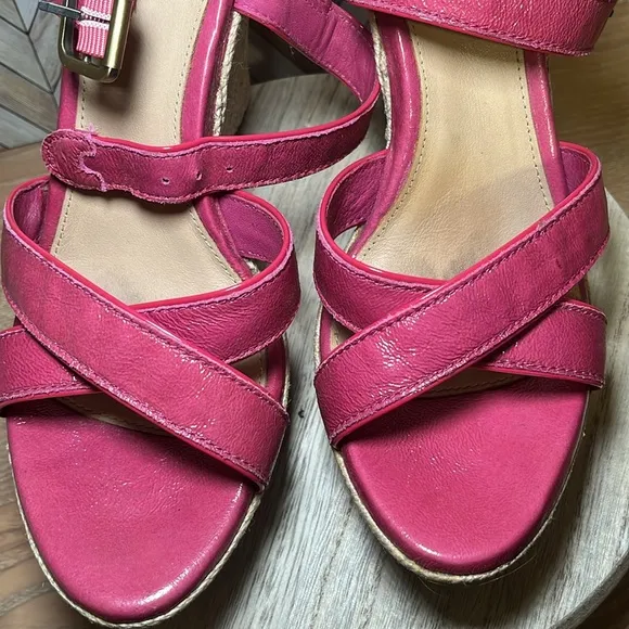 UGG Australia Jackilyn Pink Leather Sling Back Wedge Sandals Vacation Summer