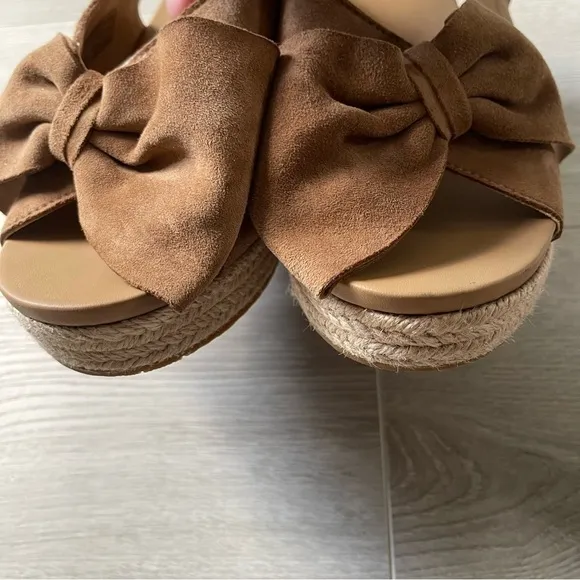 Ugg Camilla Chestnut Color Wedge Platform Sandals Size 9