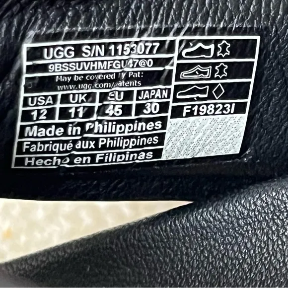 UGG Capitola Flip Flops Sandals-Black Leather-Men’s 12-Summer-Casual-Travel-NEW