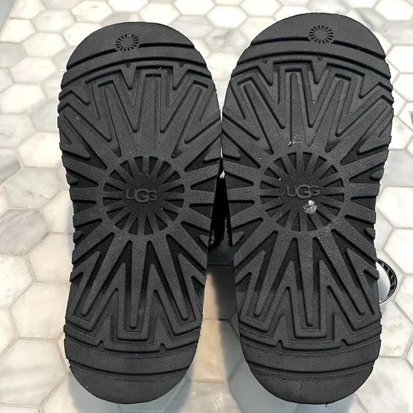 UGG Disco Marble Fluff Ya Stacked Platform Black &amp; White Slippers Sandals Size 8