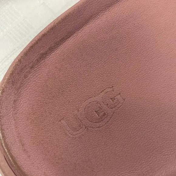 UGG Emily Sandals in light rose