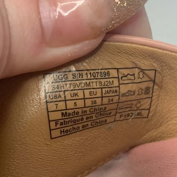 UGG Emily Sandals in light rose