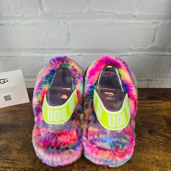 UGG Fluff Yeah Pixelate Sandals Sz 6 kids girls 1129072K