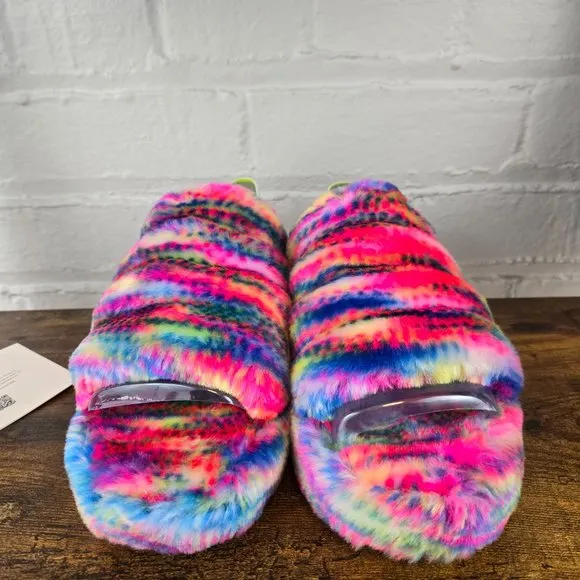 UGG Fluff Yeah Pixelate Sandals Sz 6 kids girls 1129072K