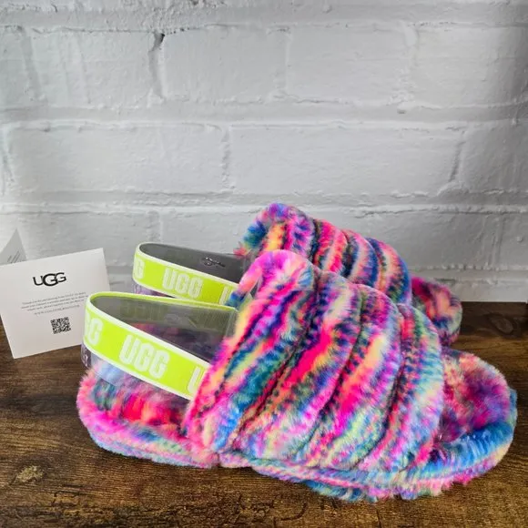 UGG Fluff Yeah Pixelate Sandals Sz 6 kids girls 1129072K