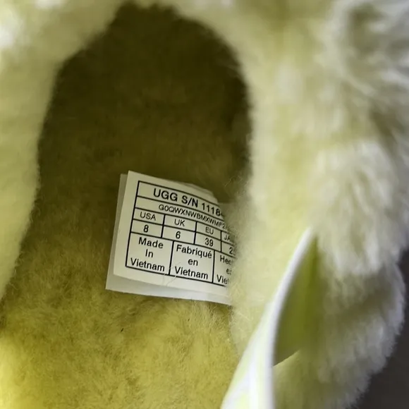 UGG Fluff Yeah Slide Poppy  Pollen Slipper