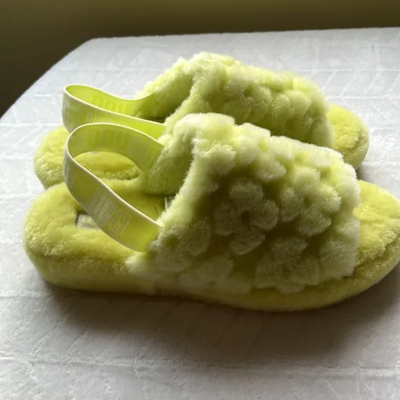 UGG Fluff Yeah Slide Poppy  Pollen Slipper