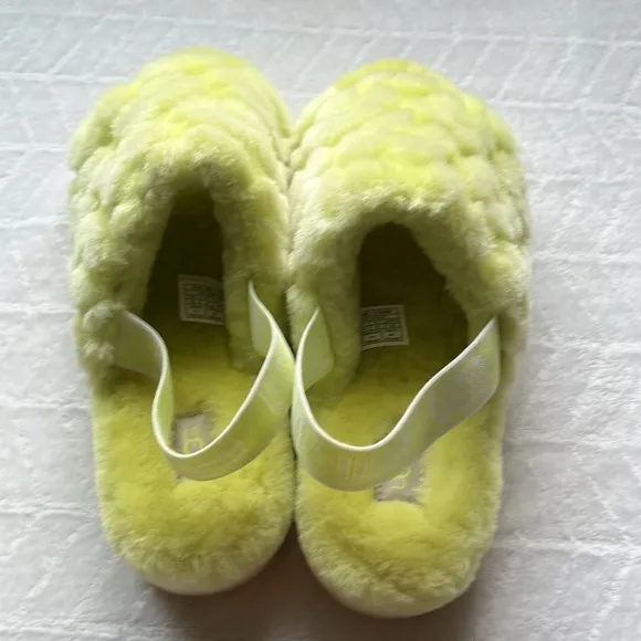UGG Fluff Yeah Slide Poppy  Pollen Slipper