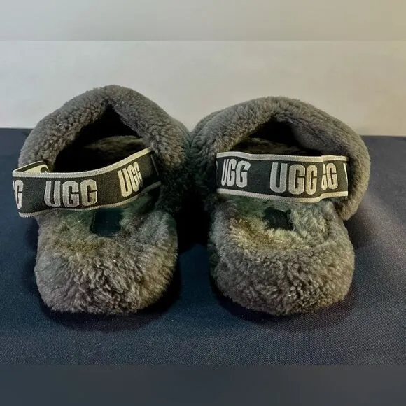 UGG - Fuzzy Sandals