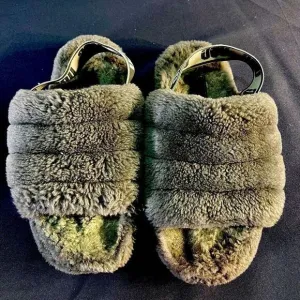 UGG - Fuzzy Sandals