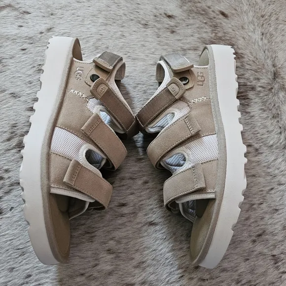 UGG Goldencoast Men's Multistrap Sandals in Beige Size 12 NEW