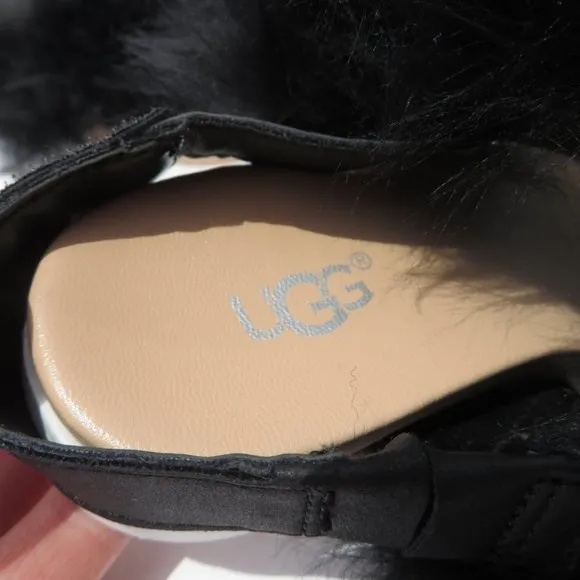 UGG Holly Sandal 12 NEW Kids Girls Holly Sandals