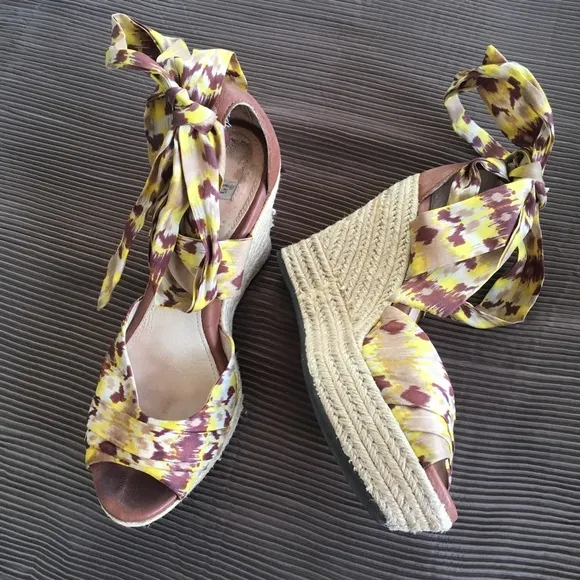 Ugg Lucianna Lemon Ikat Wedge Sandals
