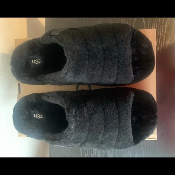 UGG Men Fluff You Black Slipper Sz 9, 10, 11 New Without Box # Slides Sandals.