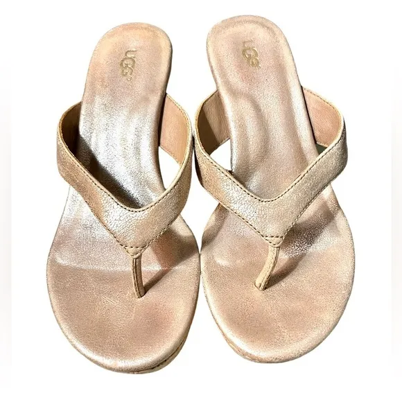 Ugg Natassia Wedge Sandals Size 6 Metallic Gold