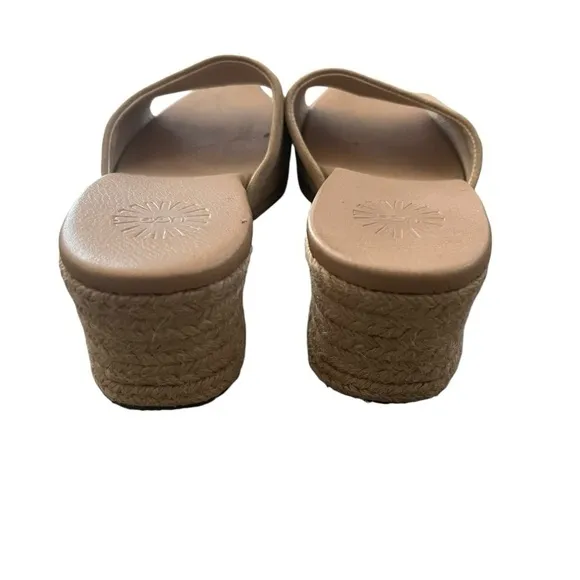UGG Oatmeal Suede Wedge HeelEspadrilles /Sandals Women's Size 7.5