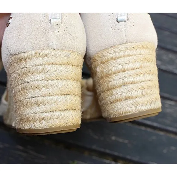 UGG Yarrow Espadrille Sandals in Natural Canvas - sz 11 - LIKE NEW