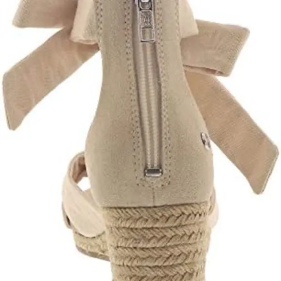 UGG Yarrow Wedge Espadrille Ankle Tie Tan Sandals Heel Zip Size 9.5