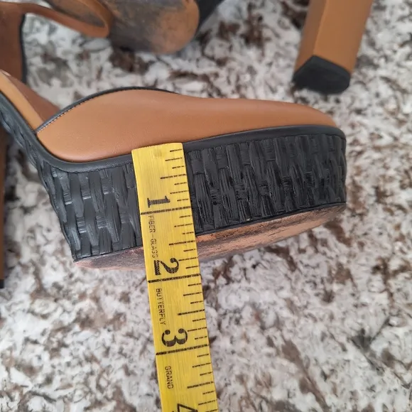 Valentino  Garavani Brown Leather Heel Platform Flats Sandals Size 39.5