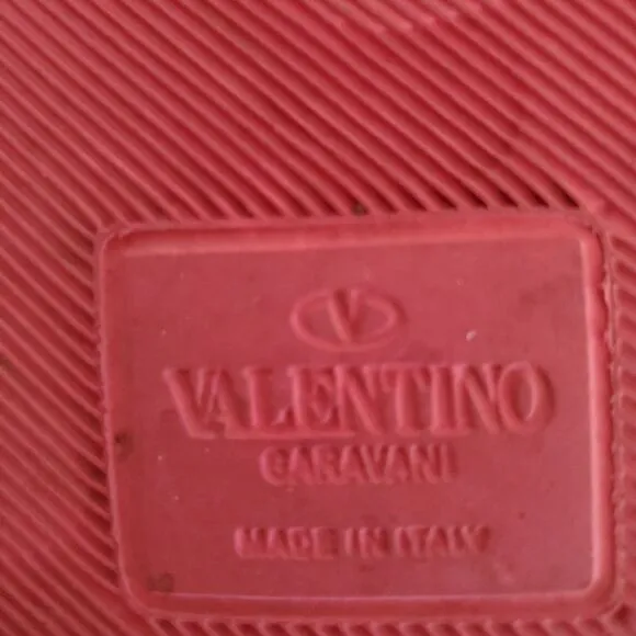 Valentino Garavani Rockstud Pool Slide Sandals Fuschia Pink Gold Stud 39 US 9